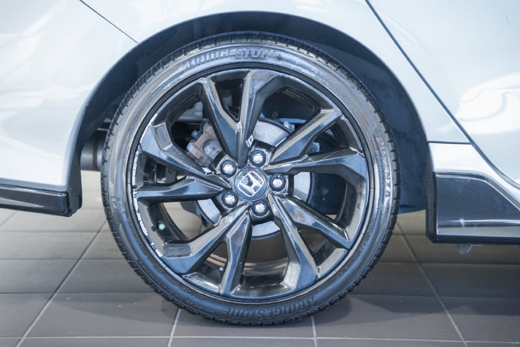 Used 2017 Honda Civic Sport Touring image 17