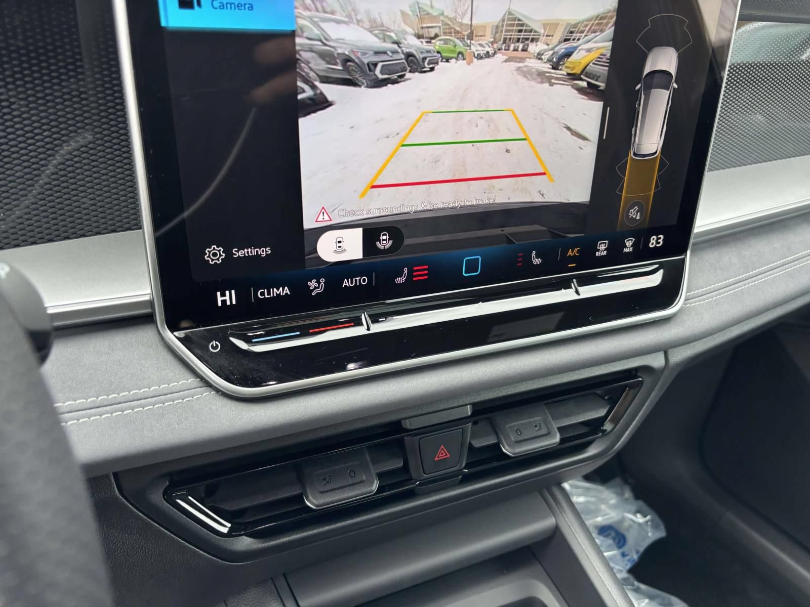New 2026 Volkswagen Tiguan SE R-Line AWD/4WD image 21