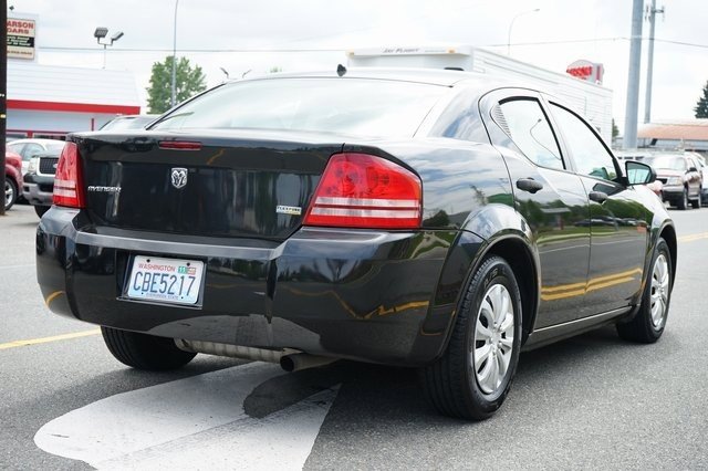 Used 2008 Dodge Avenger SE image 3