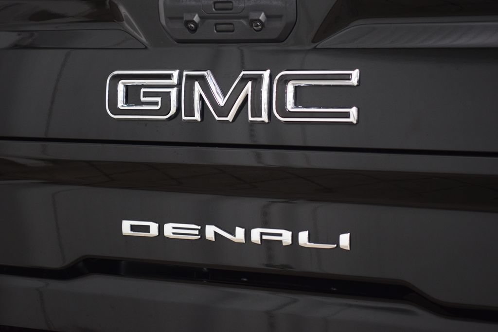 Used 2025 GMC Sierra 2500 Denali w/ Denali Reserve Package AWD/4WD image 23
