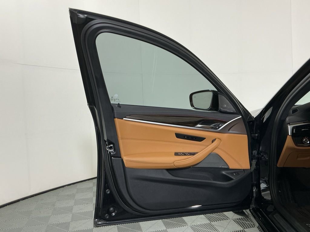 Certified 2023 BMW 540i w/ Premium Package RWD image 19