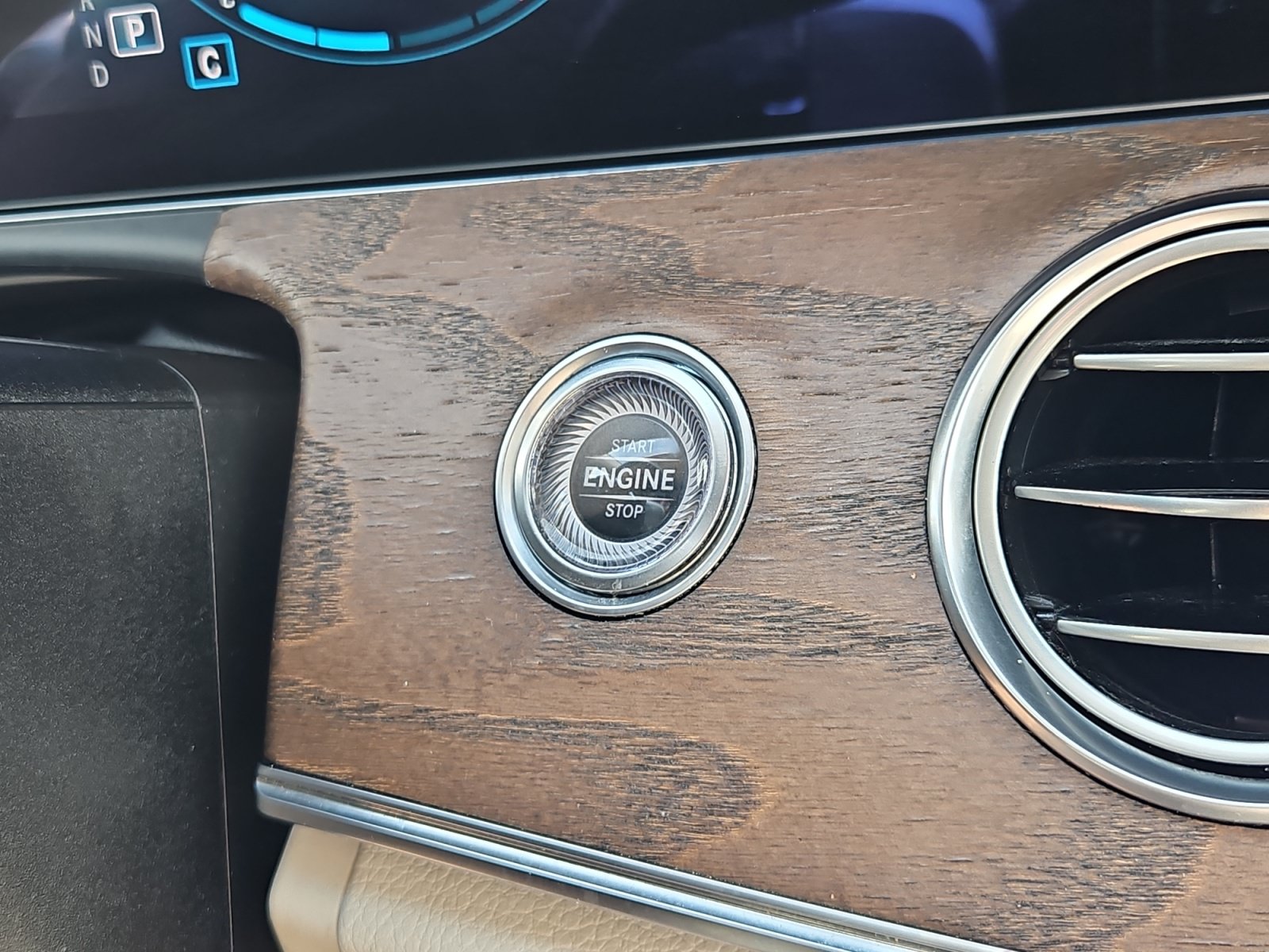 Used 2021 Mercedes-Benz E 350 4MATIC Sedan image 19