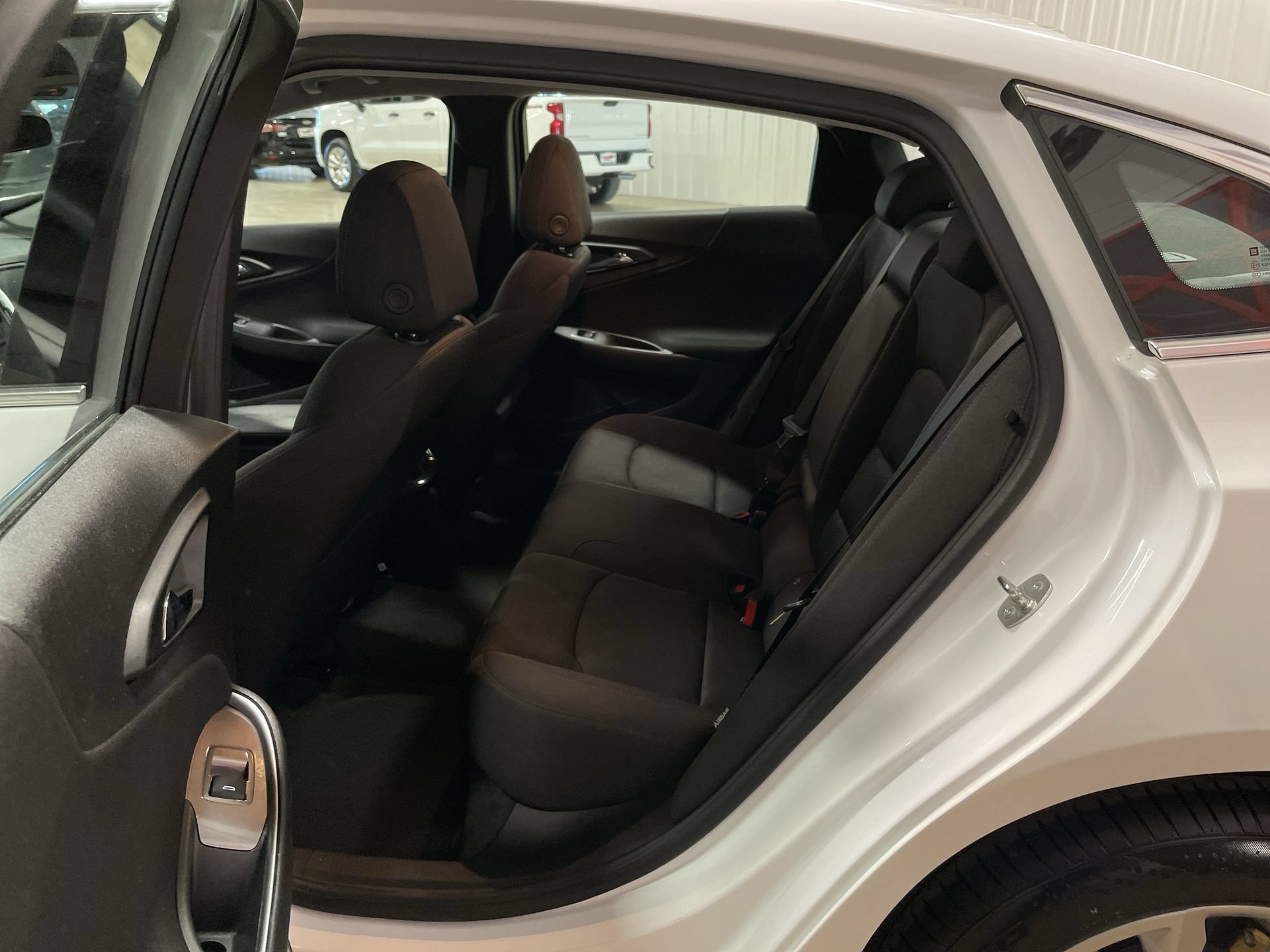 Used 2024 Chevrolet Malibu LT FWD image 22