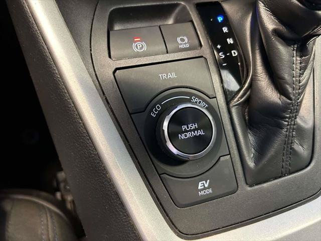Certified 2024 Toyota RAV4 SE w/ Convenience Package AWD/4WD image 22