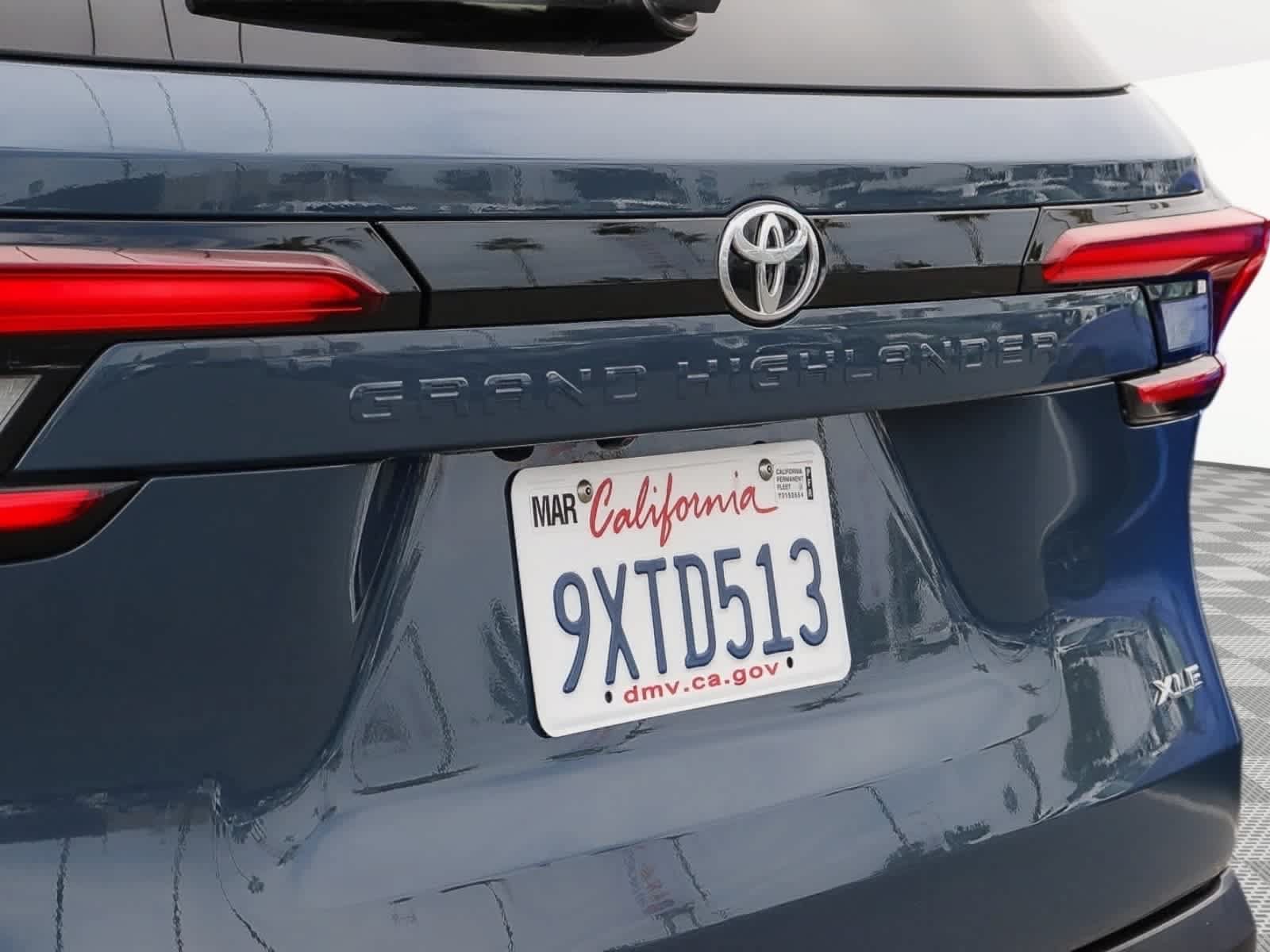 Used 2026 Toyota Grand Highlander FWD image 12