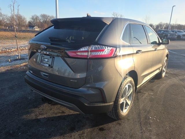 Certified 2024 Ford Edge SEL w/ Convenience Package image 5