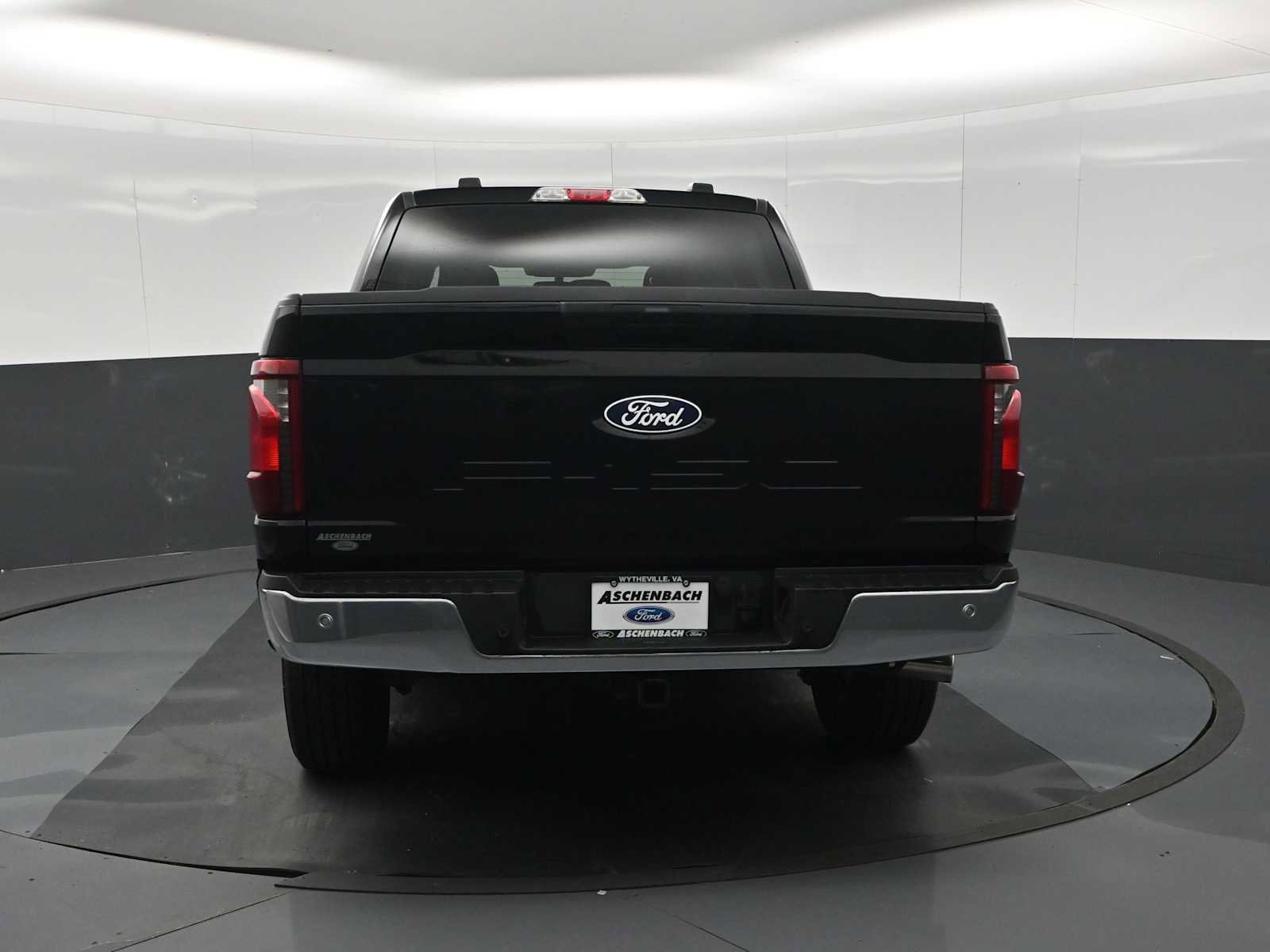 Certified 2025 Ford F150 XLT w/ Equipment Group 301A Standard AWD/4WD image 8