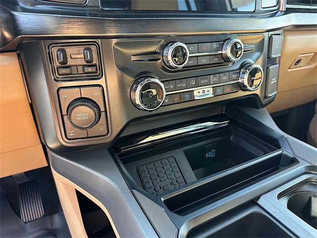 New 2026 Ford F350 Lariat w/ Chrome Package image 21