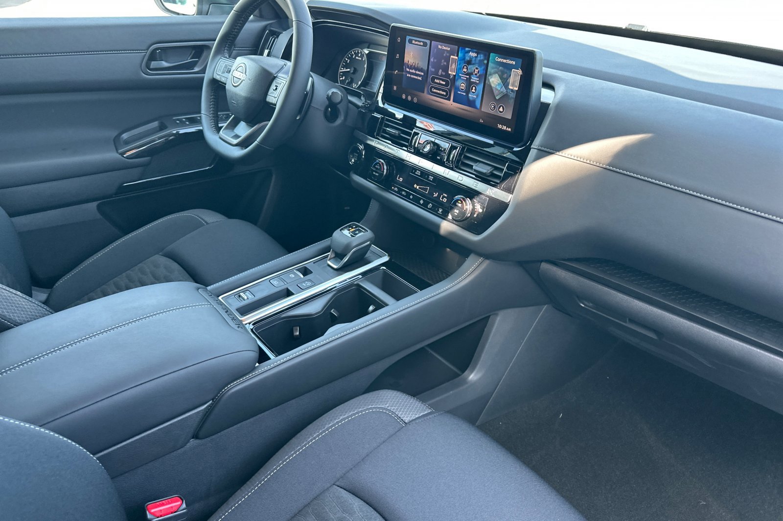 New 2026 Nissan Pathfinder SV image 17