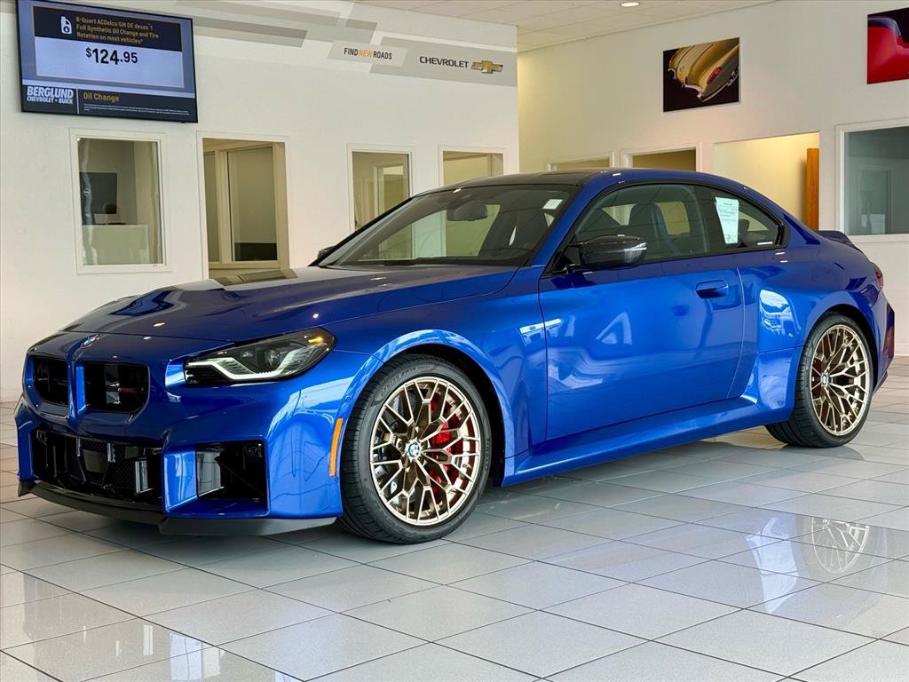 Used 2026 BMW M2 CS RWD image 8