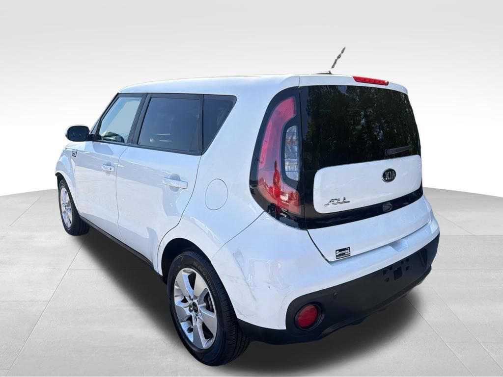 Used 2019 Kia Soul FWD image 3