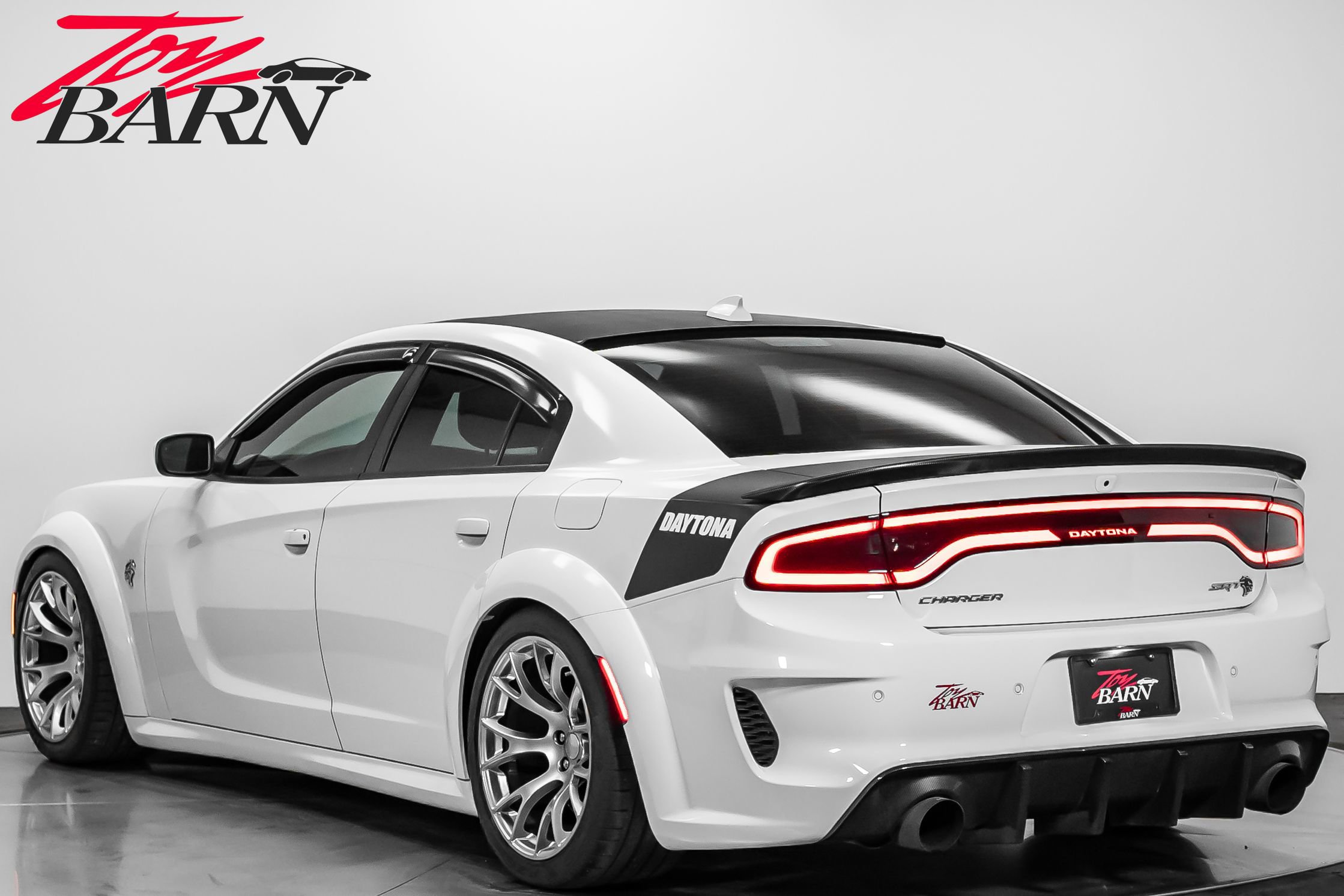 Used 2020 Dodge Charger SRT Hellcat w/ Harman/Kardon Audio Group image 3