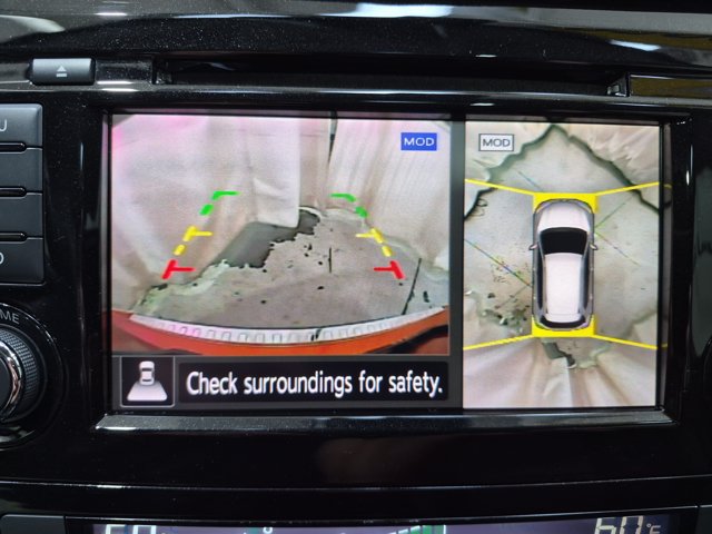Used 2020 Nissan Rogue SV w/ Sun & Sound Touring Package AWD/4WD image 22