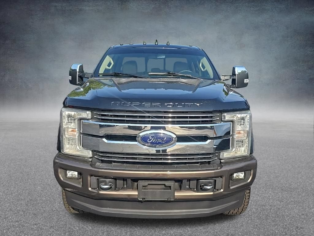 Used 2017 Ford F250 Lariat w/ Chrome Package AWD/4WD image 3