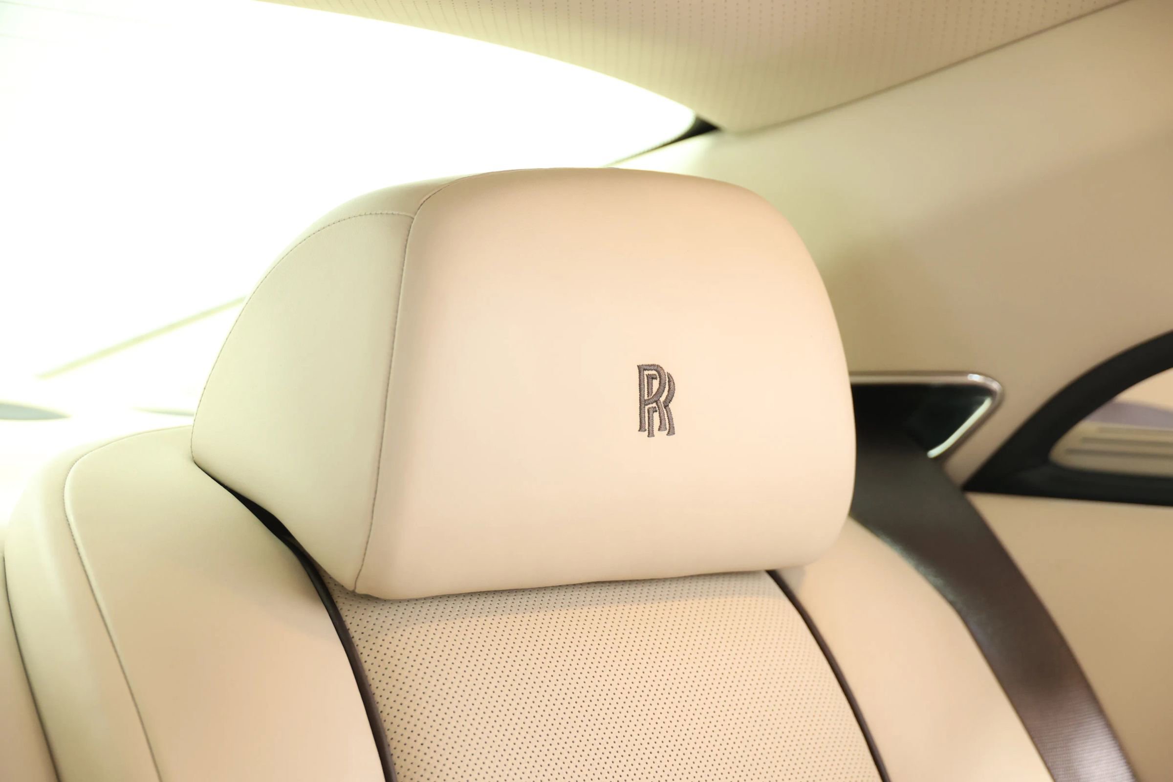 Used 2014 Rolls-Royce Wraith image 89