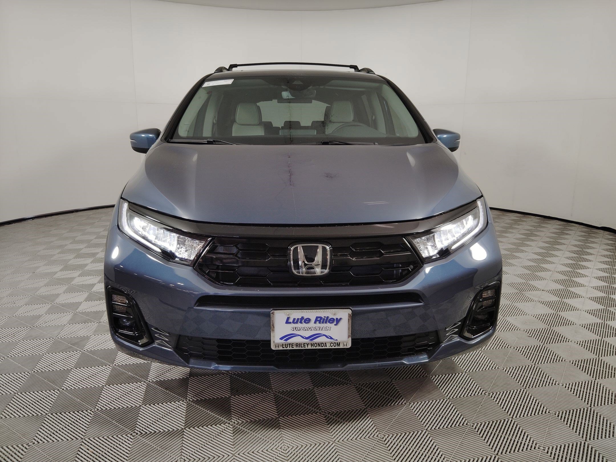 New 2026 Honda Odyssey Elite image 6