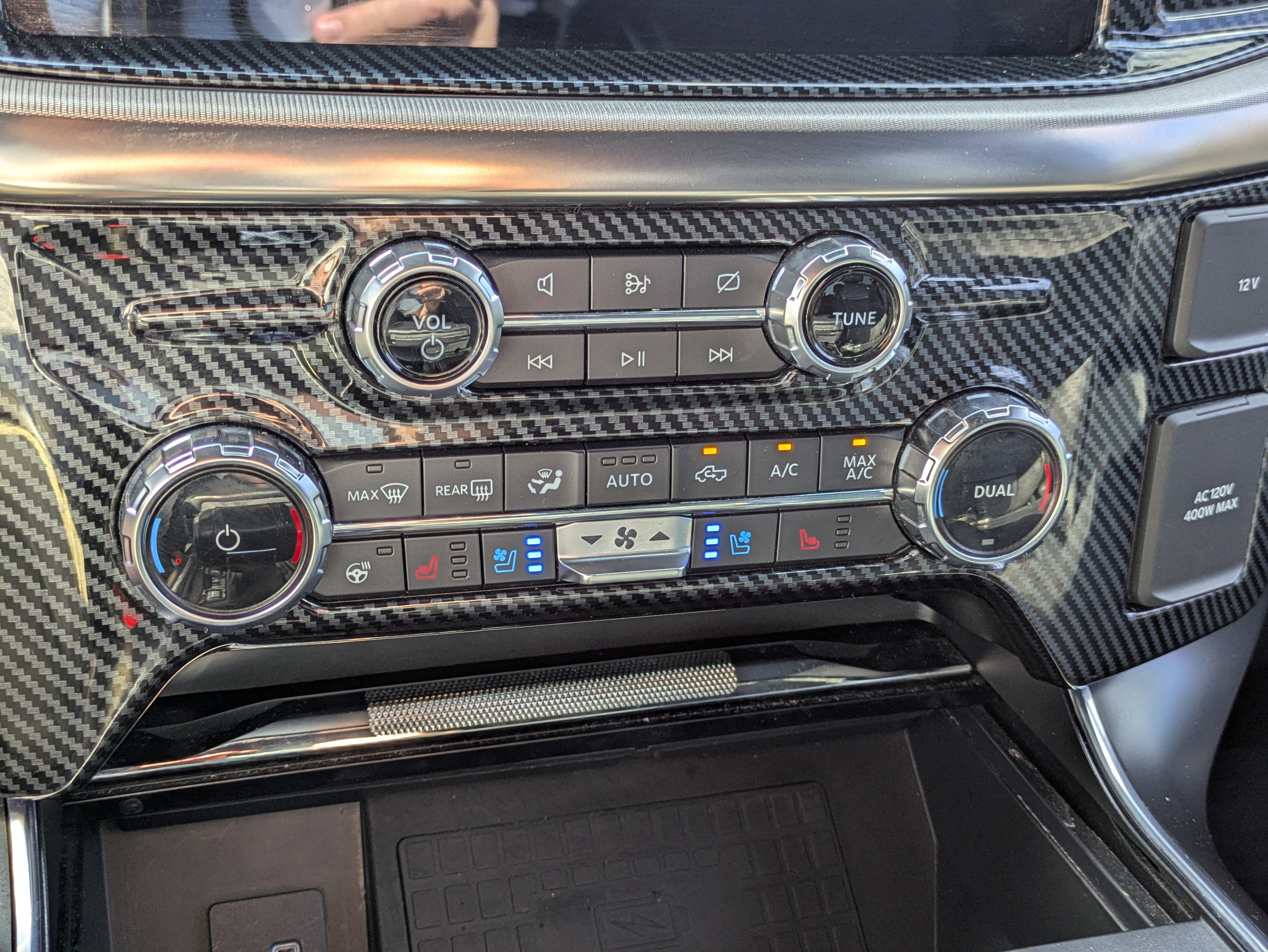 Used 2022 Ford F150 Raptor w/ Raptor 37 Performance Package image 16