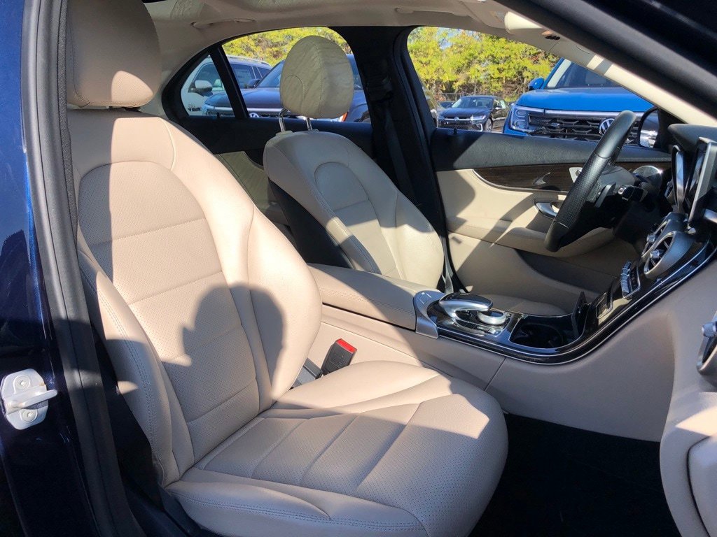 Used 2015 Mercedes-Benz C 300 4MATIC Sedan image 35