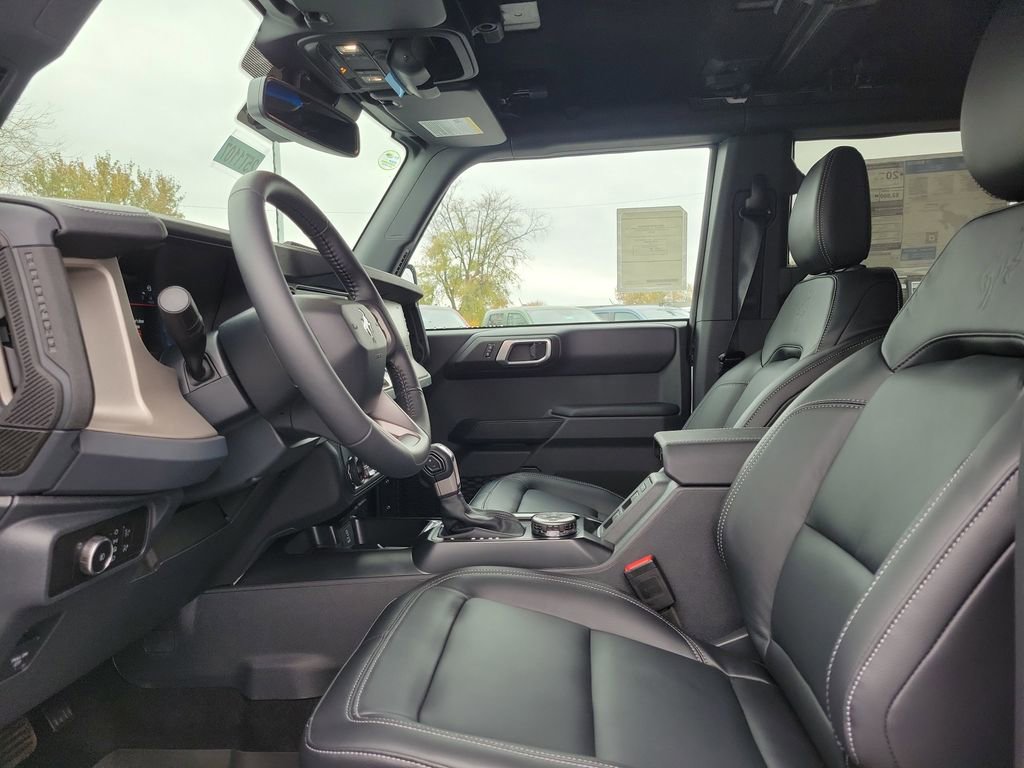 New 2025 Ford Bronco Outer Banks image 16