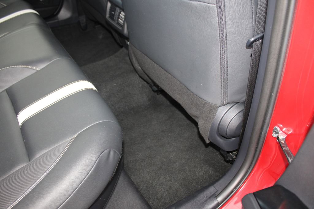 Used 2025 Toyota Camry SE FWD image 53
