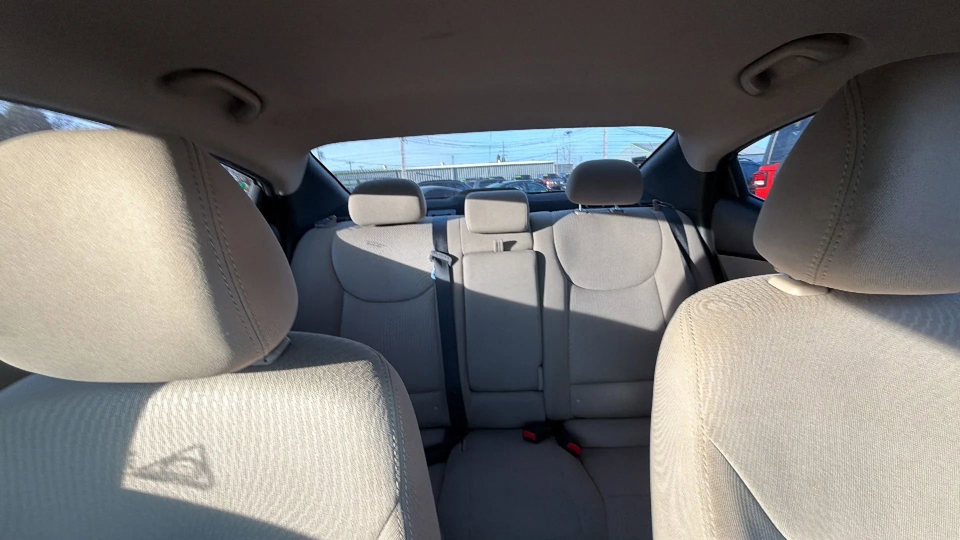 Used 2016 Hyundai Elantra SE w/ Option Group 02 image 8