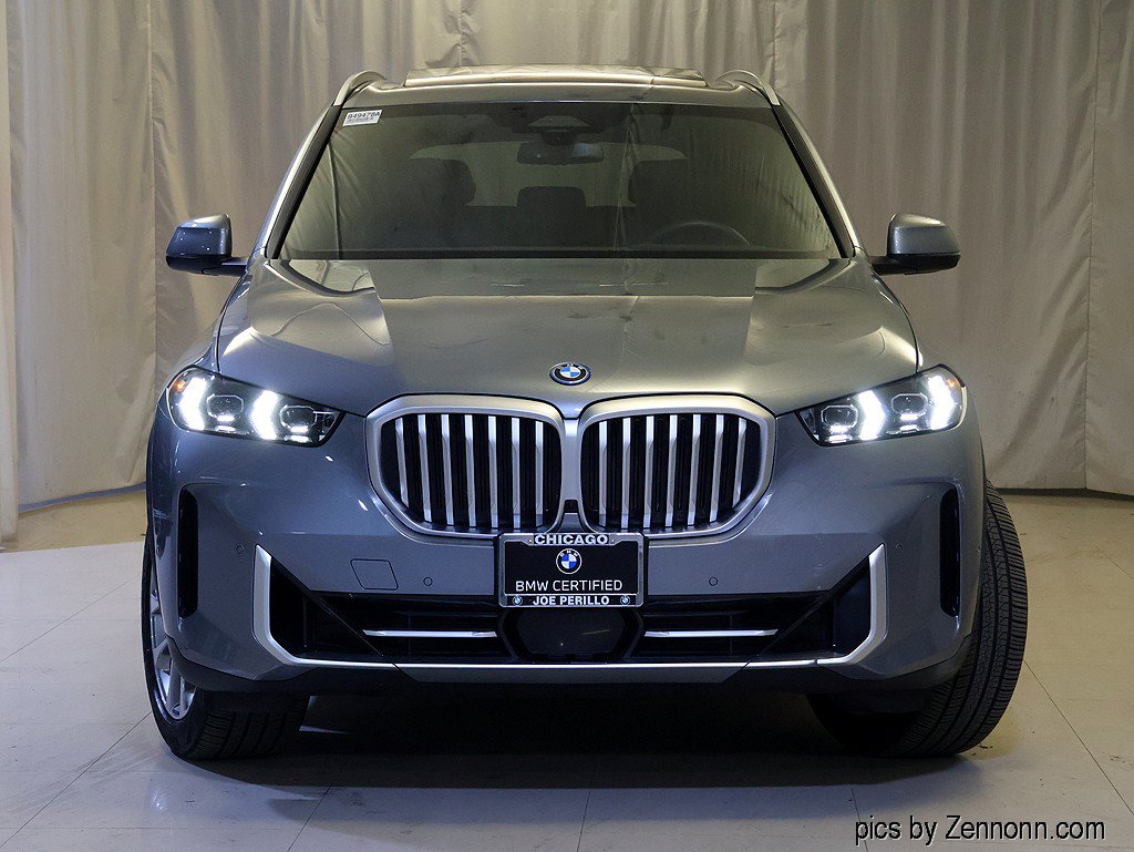 Certified 2025 BMW X5 xDrive50e w/ Premium Package AWD/4WD image 5