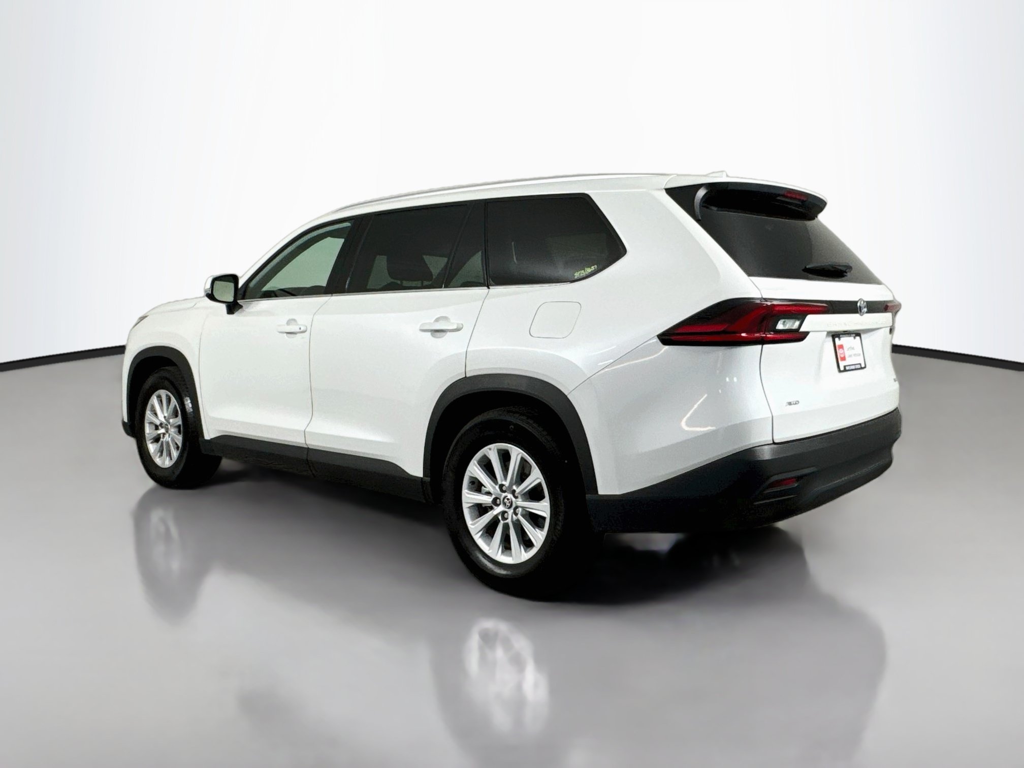 Certified 2025 Toyota Grand Highlander AWD image 5