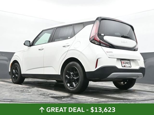 Used 2023 Kia Soul LX w/ Option Group 015 image 46