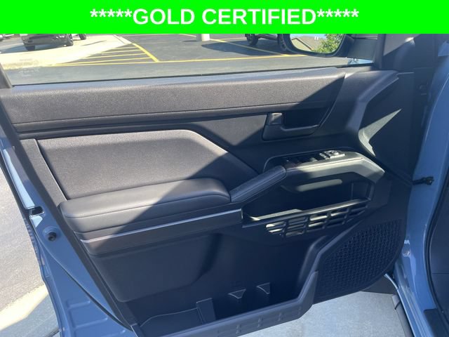 Certified 2025 Toyota 4Runner SR5 AWD/4WD image 14