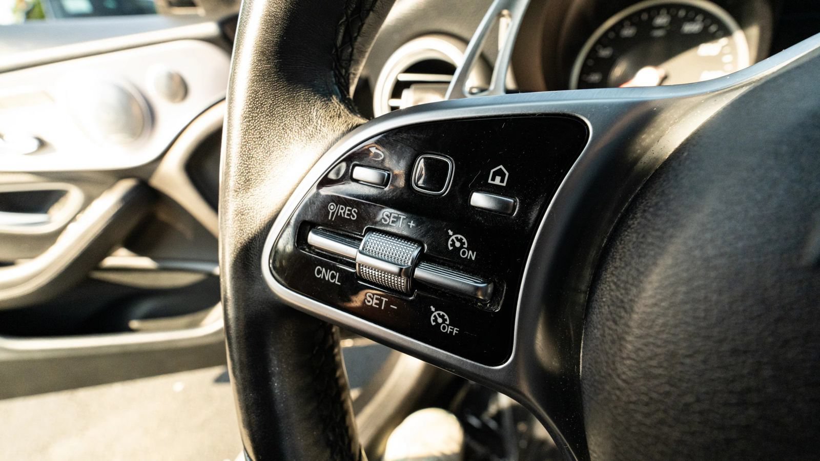 Used 2019 Mercedes-Benz C 300 4MATIC Coupe w/ AMG Line image 34