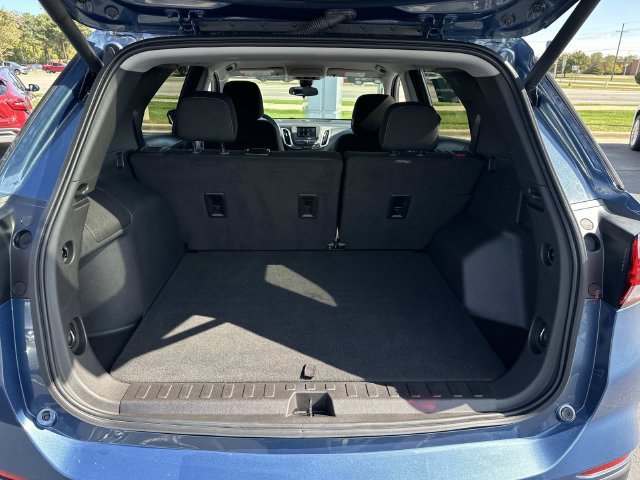 Certified 2024 Chevrolet Equinox LT FWD image 23