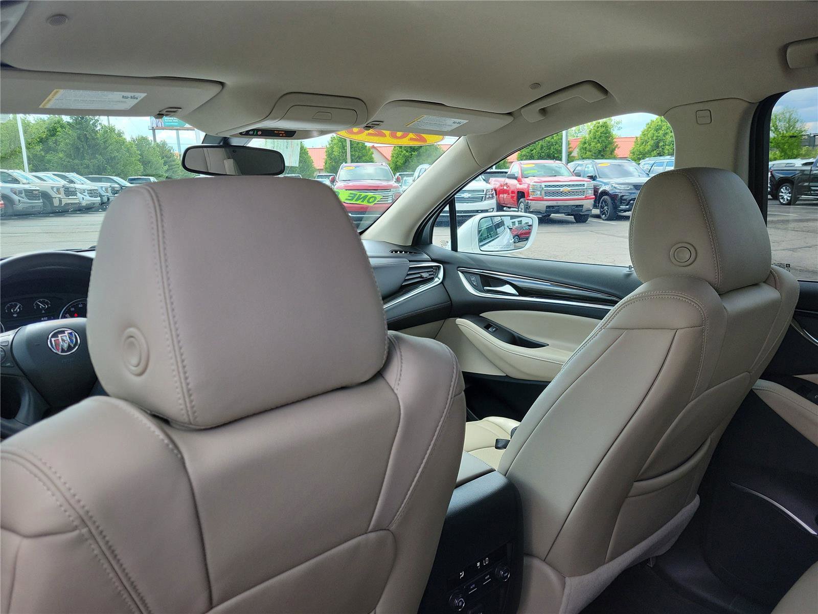 Used 2020 Buick Enclave Essence FWD image 16