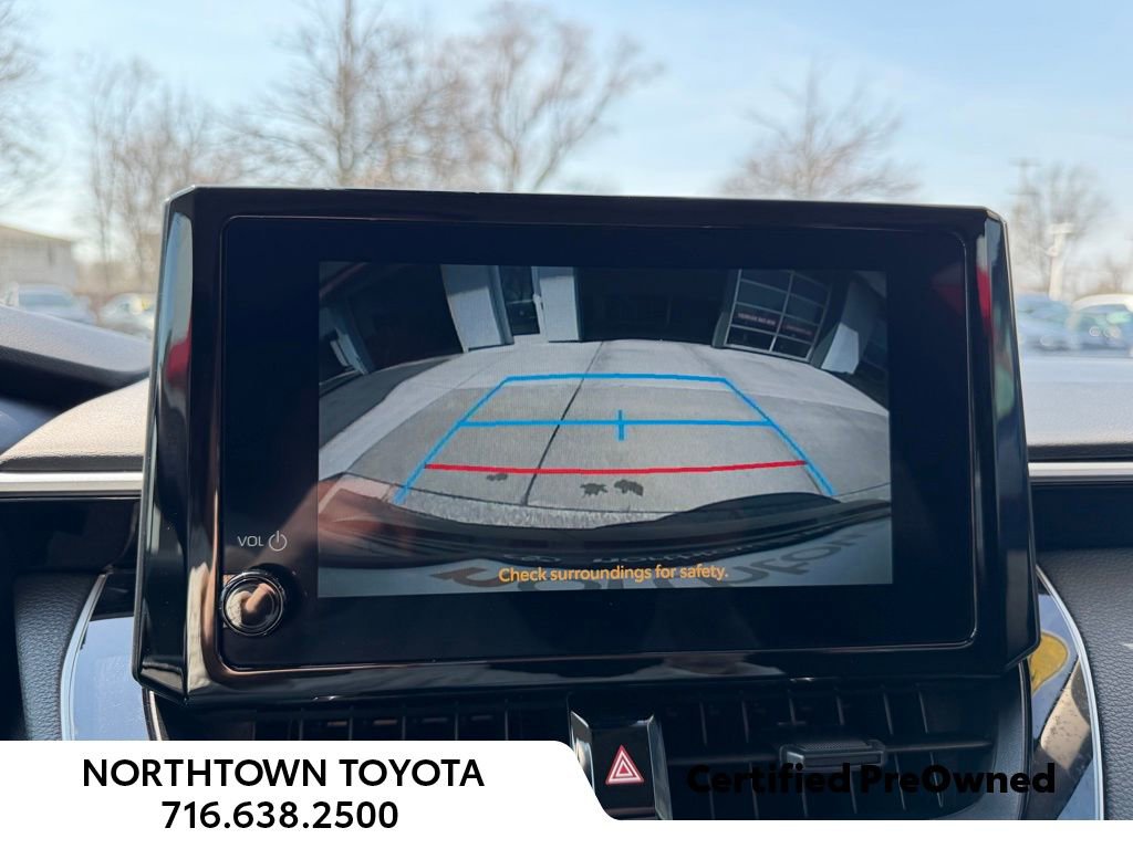 Used 2025 Toyota Corolla LE image 21