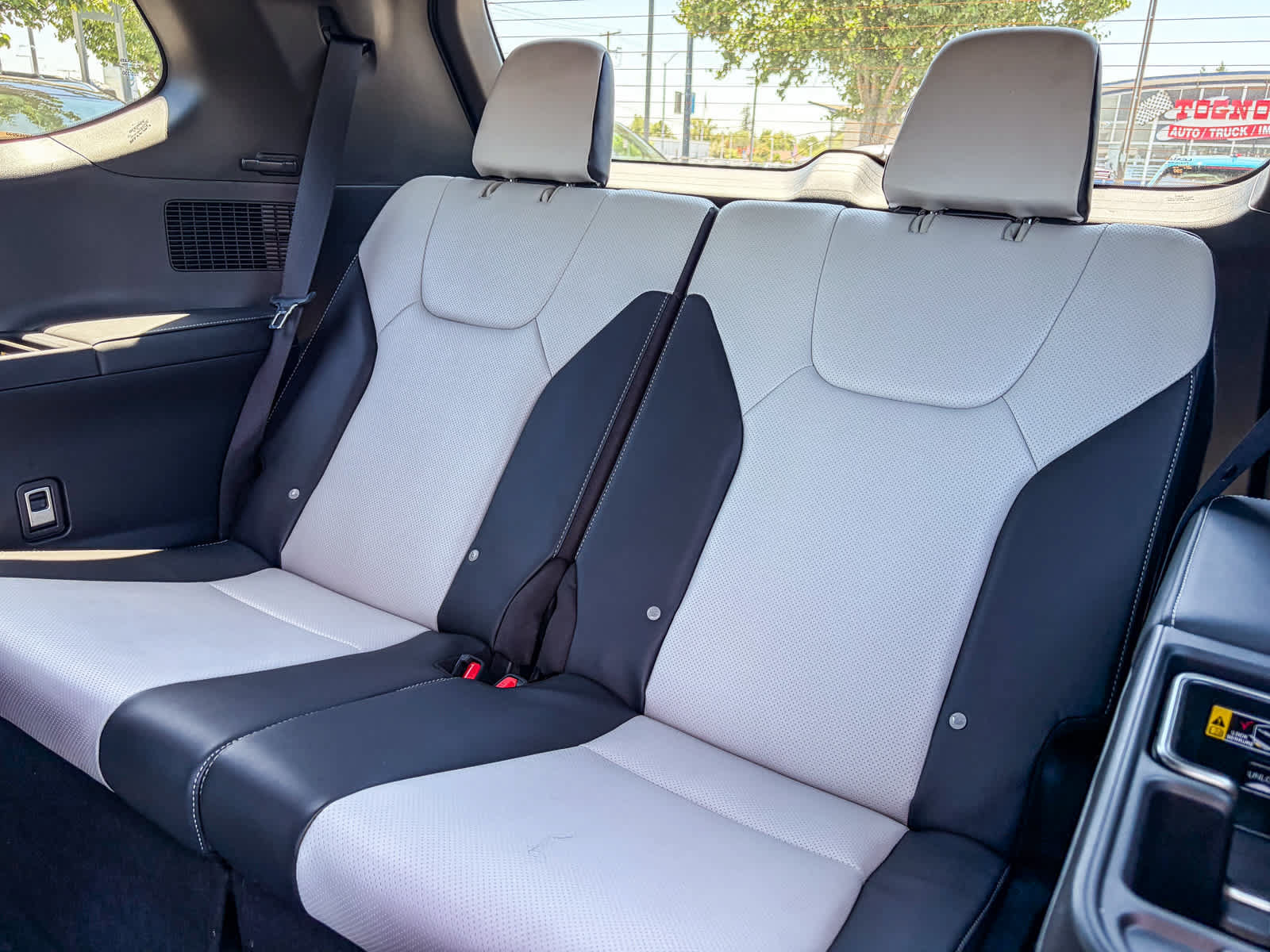 New 2026 Lexus TX 500h AWD image 20