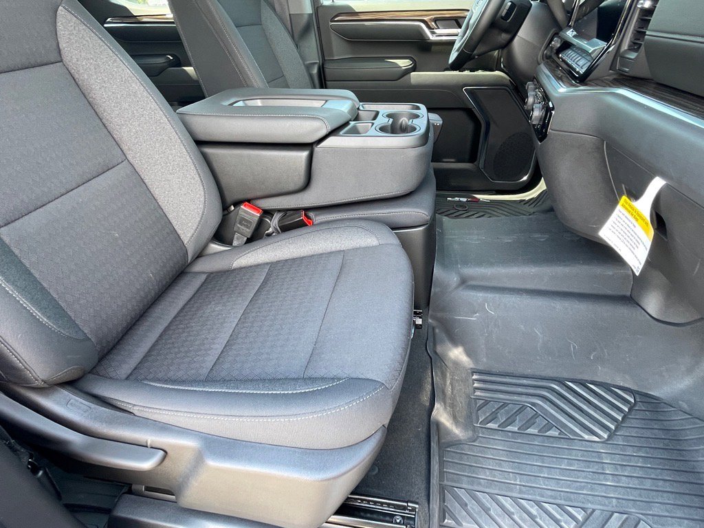 Used 2025 Chevrolet Silverado 1500 LT Trail Boss image 10