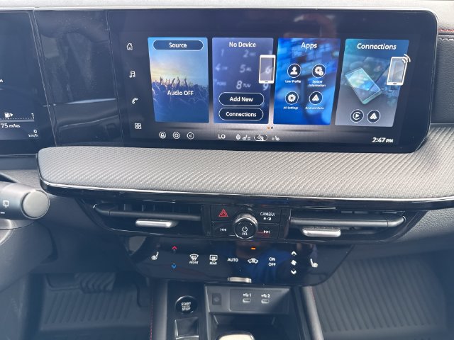 New 2027 Nissan Kicks SR AWD/4WD image 21