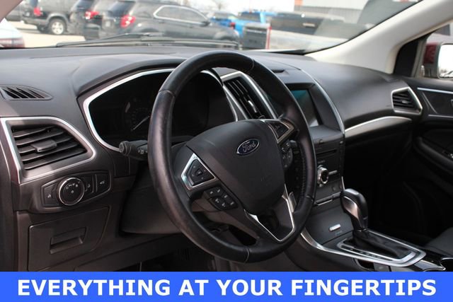 Used 2017 Ford Edge Titanium w/ Equipment Group 302A image 2
