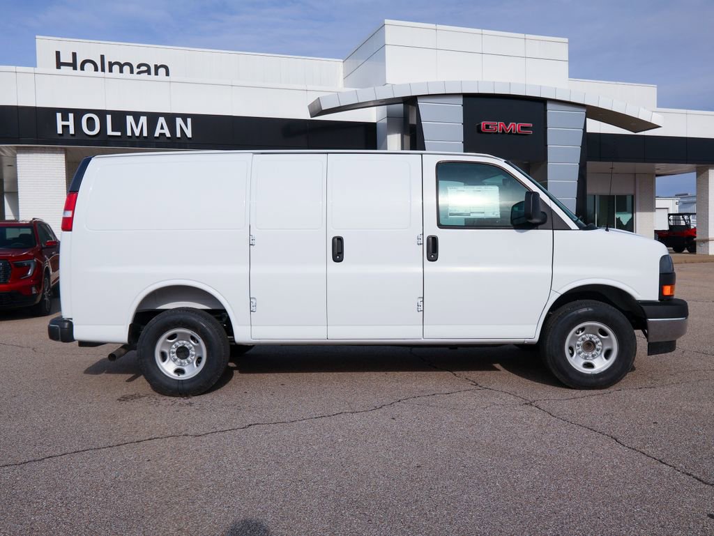 New 2026 GMC Savana 2500 w/ Driver Convenience Package image 2