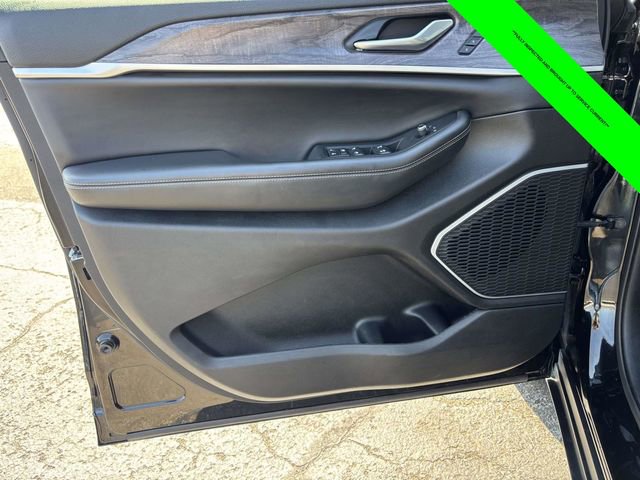 Used 2022 Jeep Grand Cherokee L Limited image 10