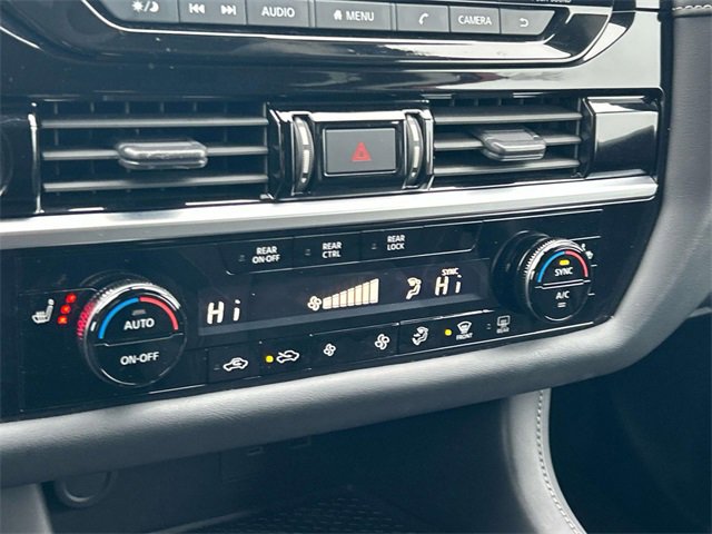 Used 2024 Nissan Pathfinder SV w/ Lighting Package (N92) image 36