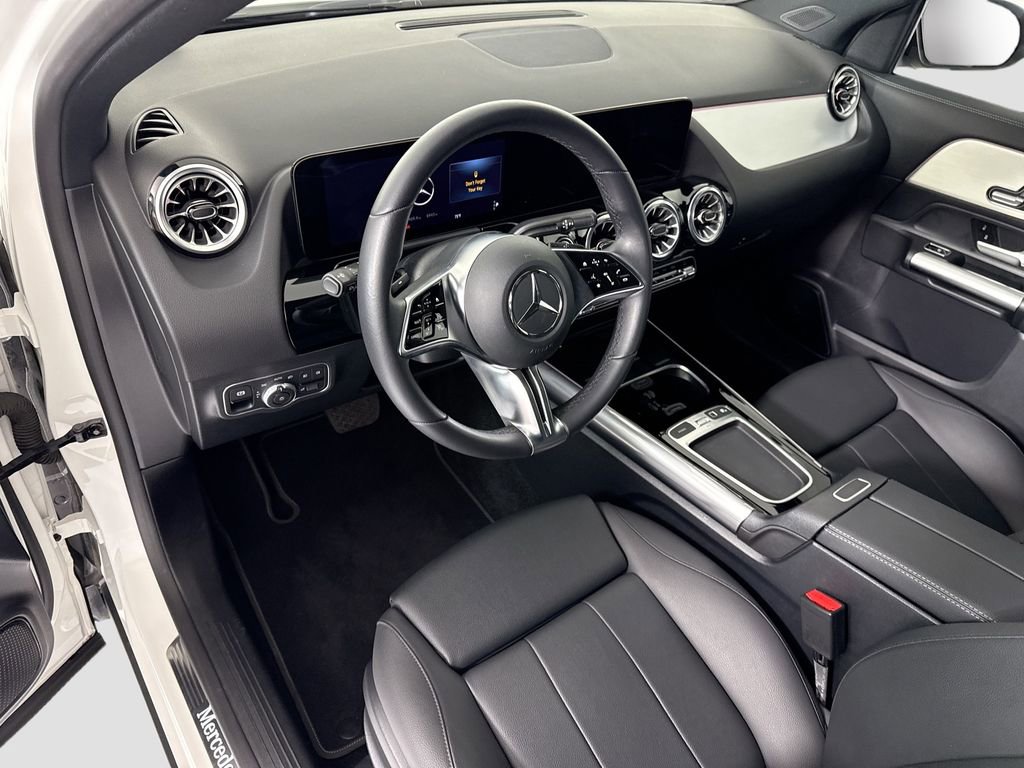 Used 2025 Mercedes-Benz GLA 250 image 9