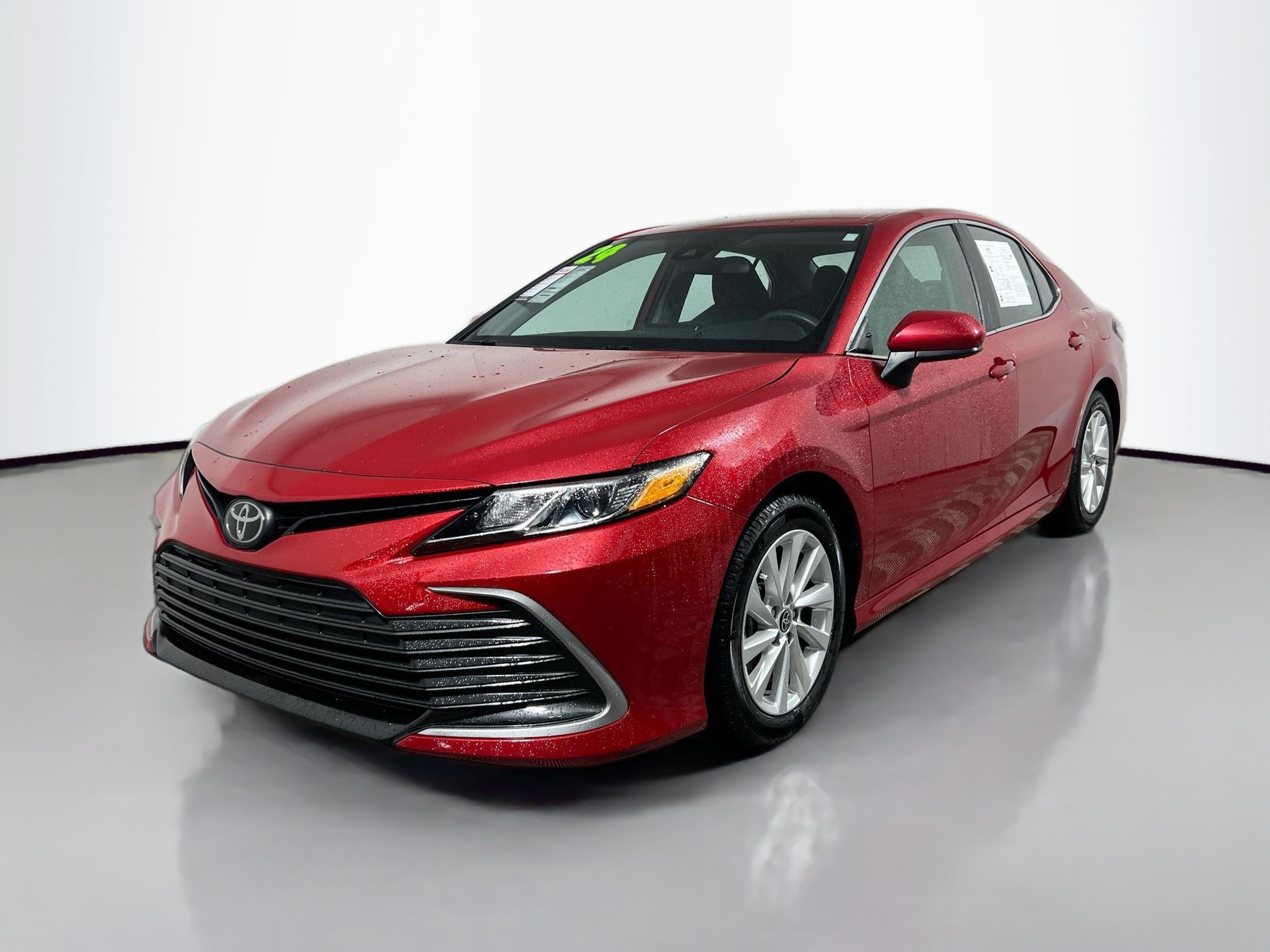 Used 2024 Toyota Camry LE FWD image 10