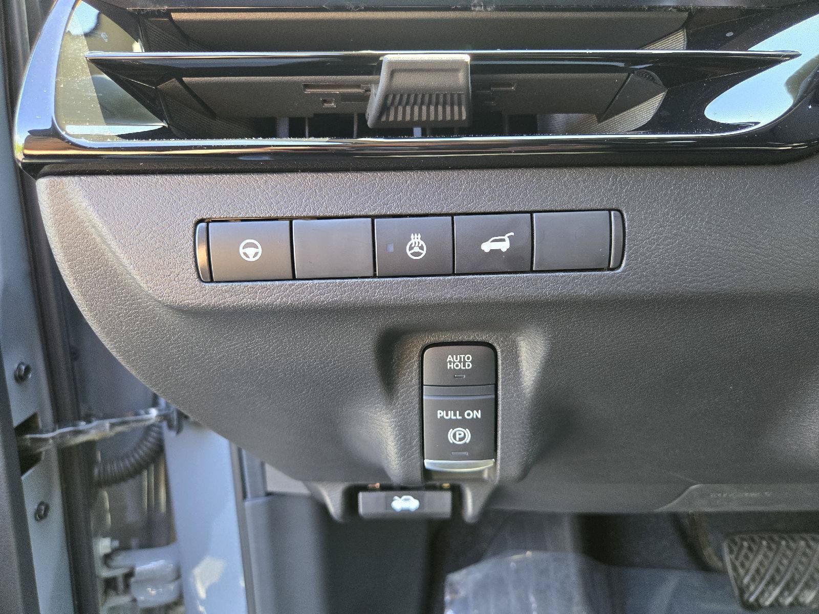 Used 2025 Nissan Murano SL w/ Cargo Package AWD/4WD image 16