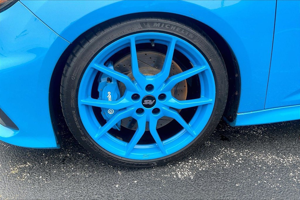 Used 2017 Ford Focus RS AWD/4WD image 8