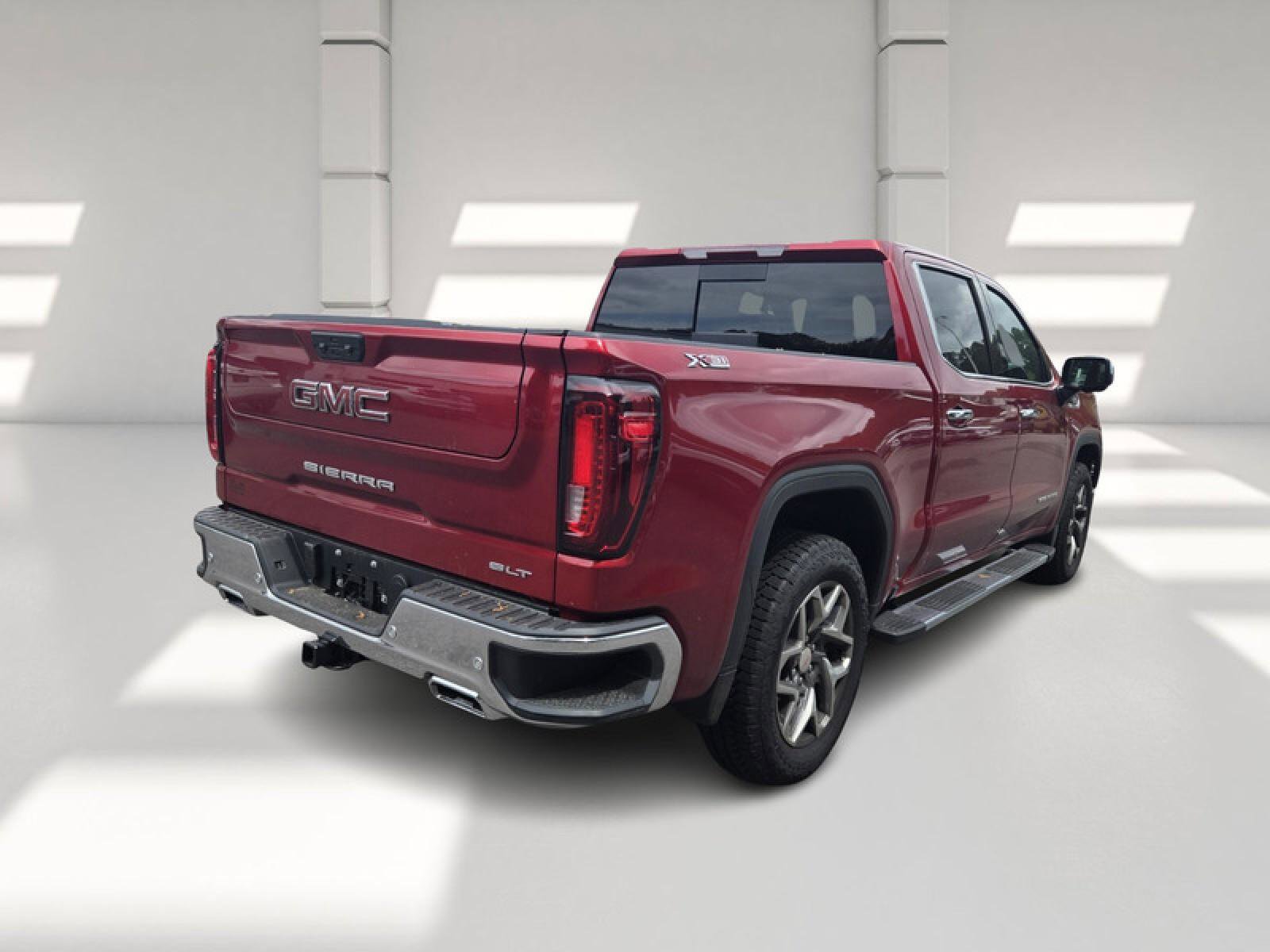 Used 2026 GMC Sierra 1500 SLT w/ SLT Premium Plus Package image 5