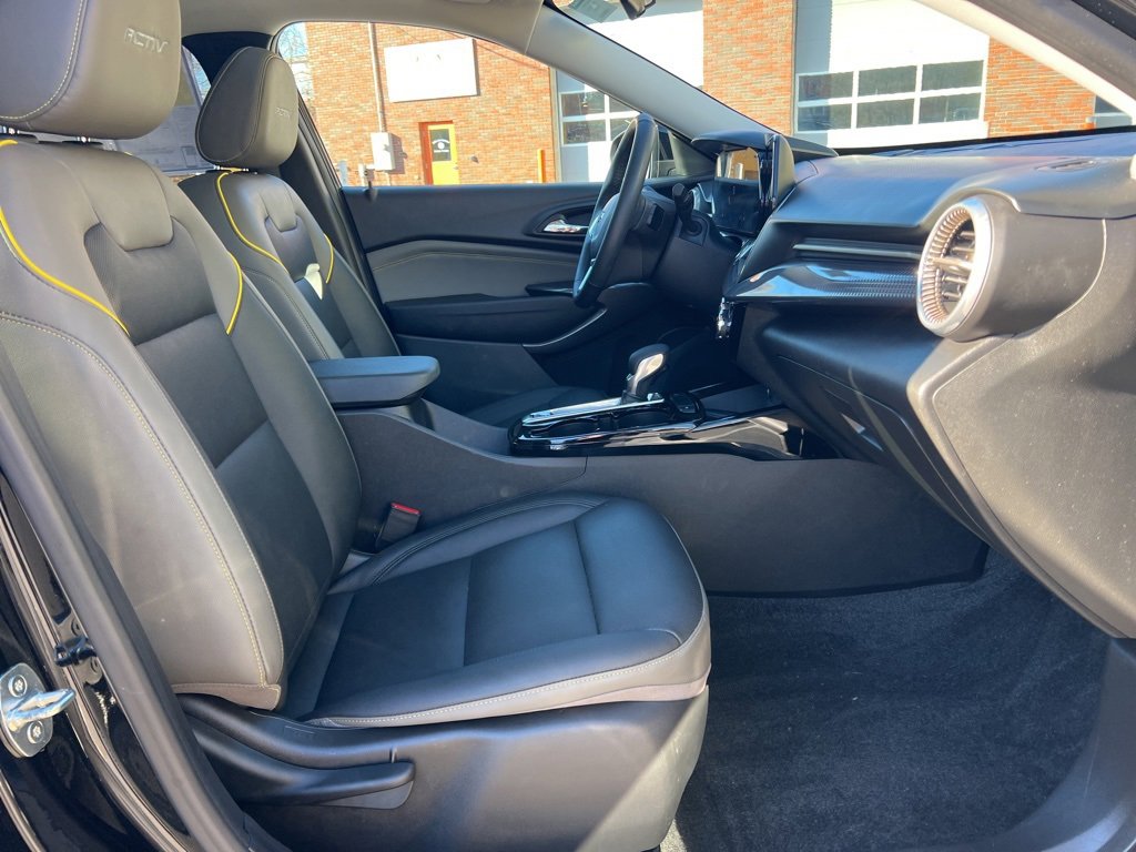 Used 2024 Chevrolet Trax ACTIV w/ Sunroof Package image 28