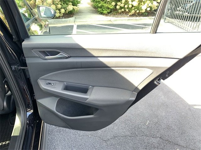 Used 2022 Volkswagen GTI SE image 11