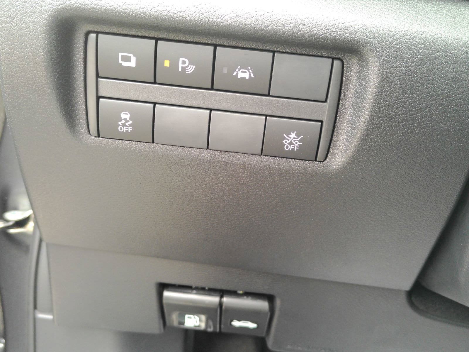 Used 2023 Nissan Versa S w/ Trunk Package FWD image 28