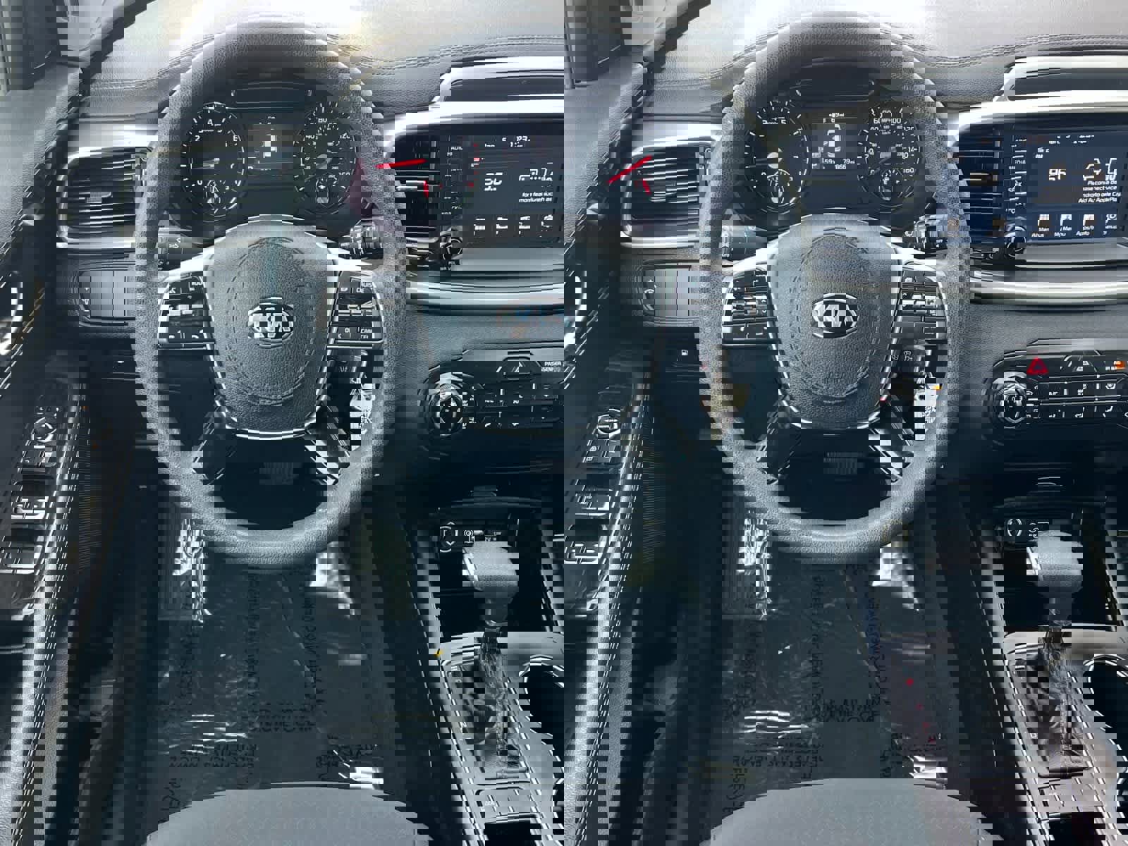 Used 2019 Kia Sorento L image 14