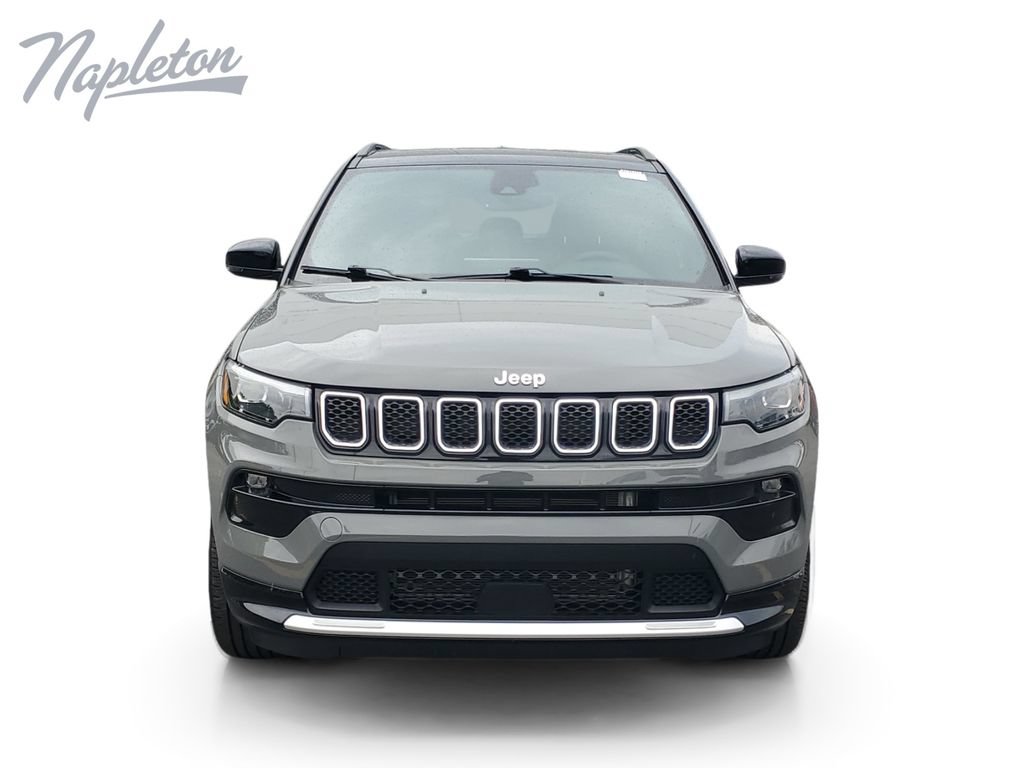 Used 2024 Jeep Compass Limited w/ Elite Group AWD/4WD image 9